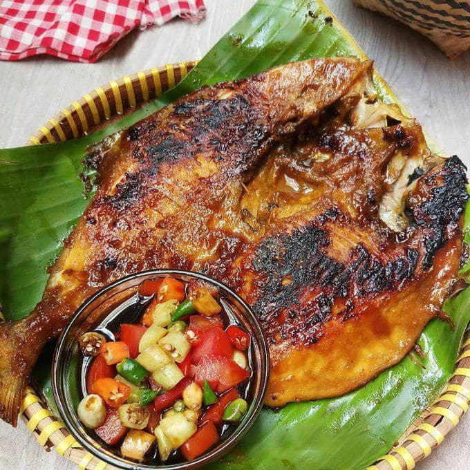 Warung Makan dan Mie Ayam Bu War: Kenikmatan yang Menggoda di Setiap Sudut Cilacap